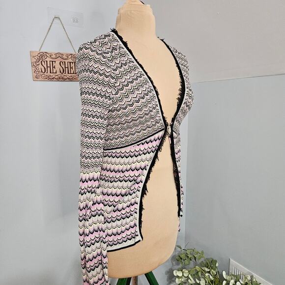 Nick & Mo Cardigan Women's Black and Pink Chevron Sweater Medium Retro Zig Zag - Picture 3 of 15